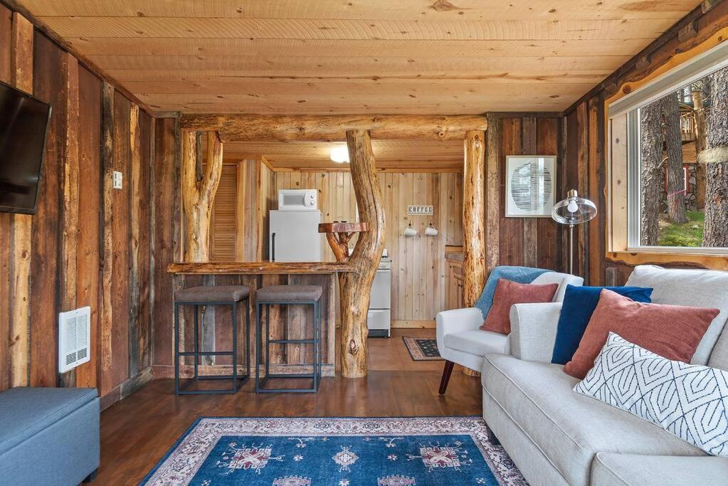 Little Joy Bhbungalows #4 Custer
